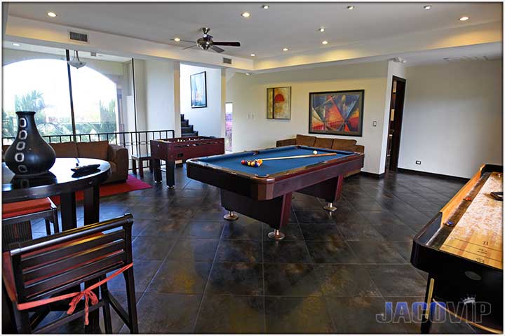 pool table in game room