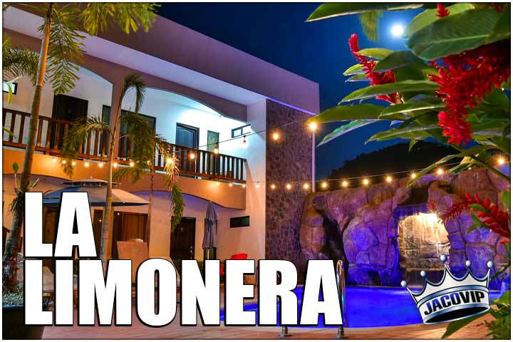 Night view of La Limonera lime house in Jaco Costa Rica