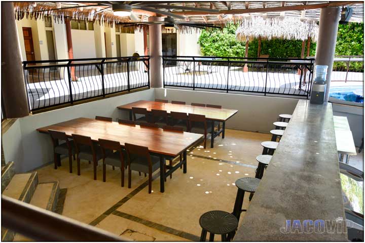 Anothjer view of the bar and tables in the rancho