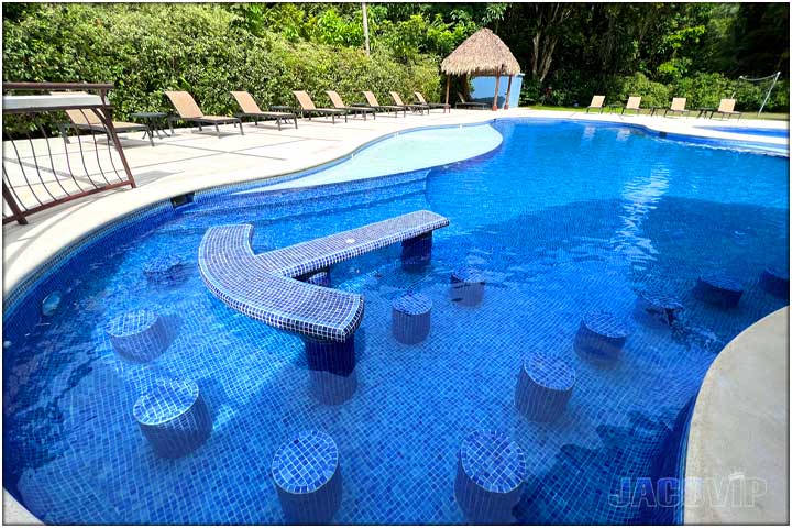 Seating and table in the pool