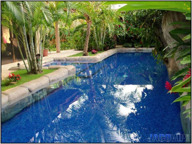 Private pool