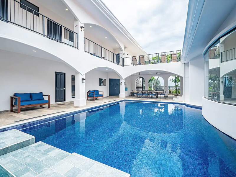 Villa Del Rey luxurious 11 bedroom beachfront vacation rental in Jaco