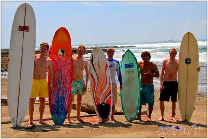 Surf lessons with family in Jaco